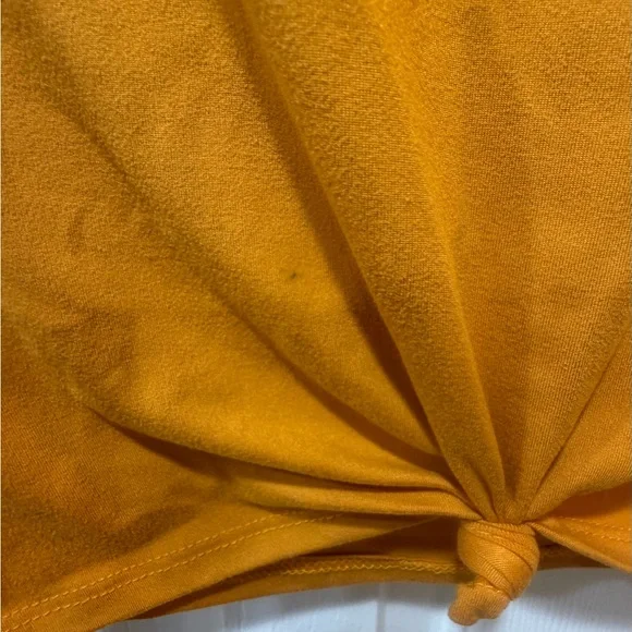 Charlotte Russe Mustard Twist-Front Long Sleeve Top - Picture 3 of 4